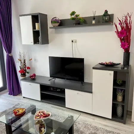 Apartament Andra